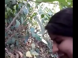 Desi girl very unerring sucking n fucking in forest - HornySlutCams.com